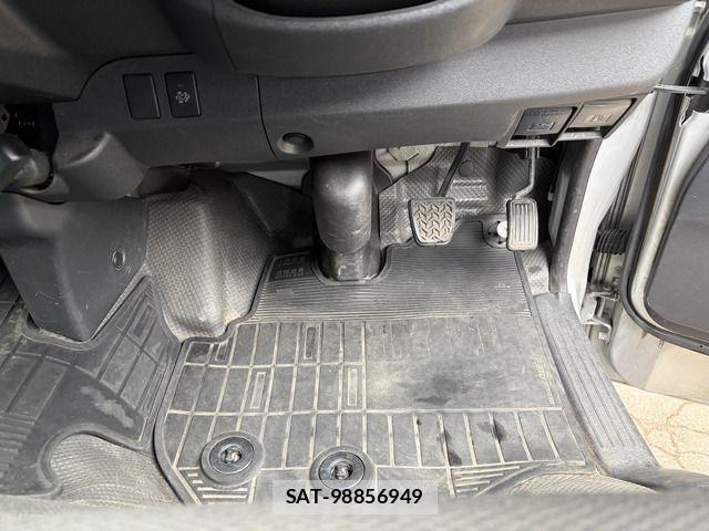 Toyota HIACE VAN 2015-06 6307010-15