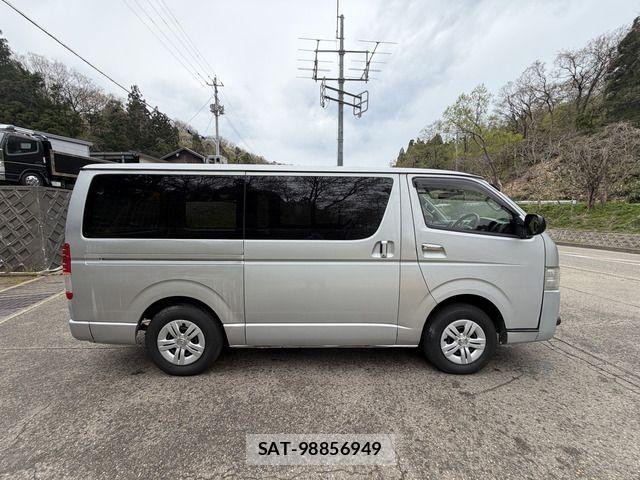 Toyota HIACE VAN 2015-06 6307010-3