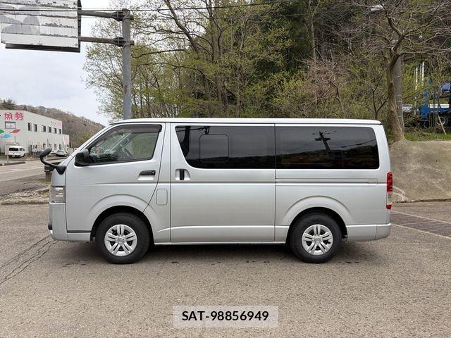 Toyota HIACE VAN 2015-06 6307010-7