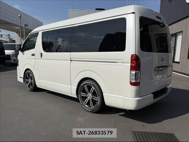 Toyota HIACE VAN 2015-08 6504269-15