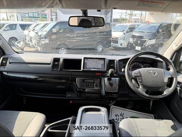 Toyota HIACE VAN 2015-08 6504269-3
