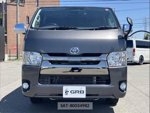 Toyota HIACE VAN 2017-12 6504257-1