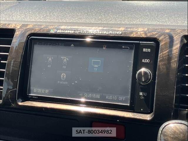 Toyota HIACE VAN 2017-12 6504257-4
