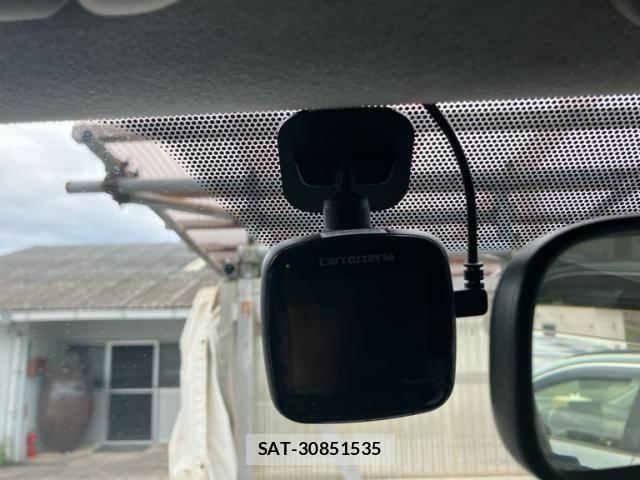 Toyota HIACE VAN 2017-04 6504274-19