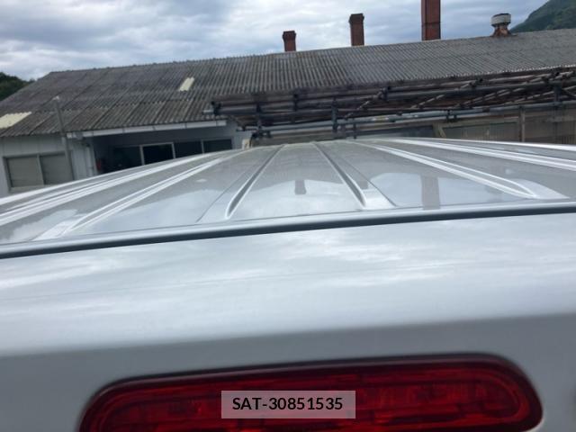 Toyota HIACE VAN 2017-04 6504274-4