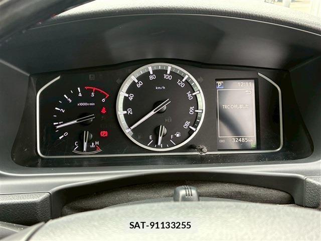 Toyota HIACE VAN 2023-06 6504252-23