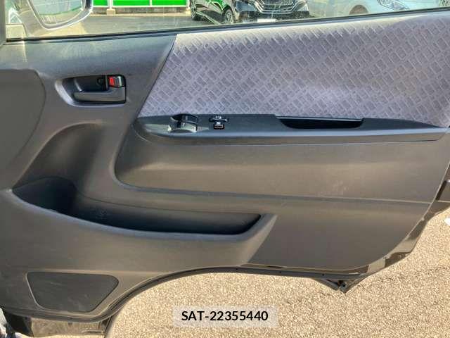 Toyota HIACE VAN 2009-03 6504290-15