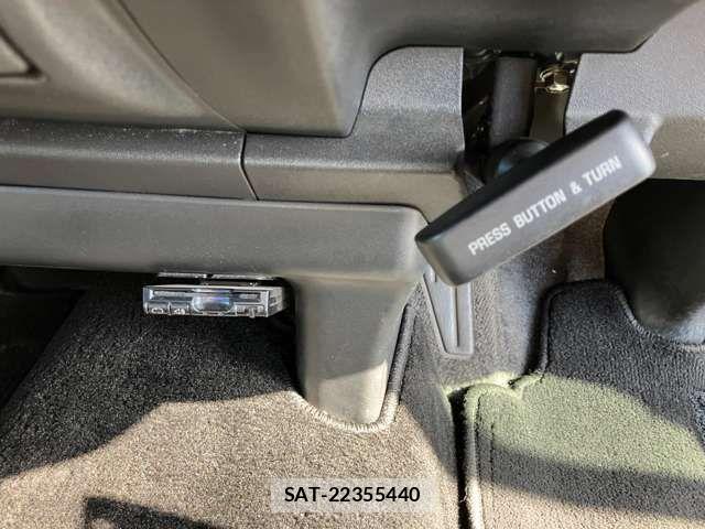 Toyota HIACE VAN 2009-03 6504290-16
