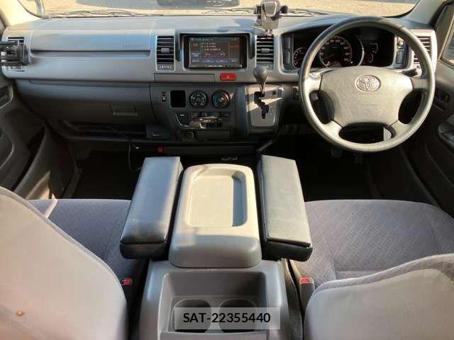 Toyota HIACE VAN 2009-03 6504290-1