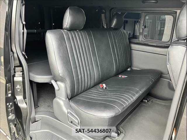 Toyota HIACE VAN 2024-05 6527815-7