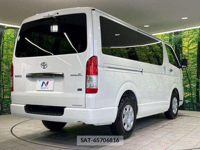 Toyota HIACE VAN 2025-11 6527814-15