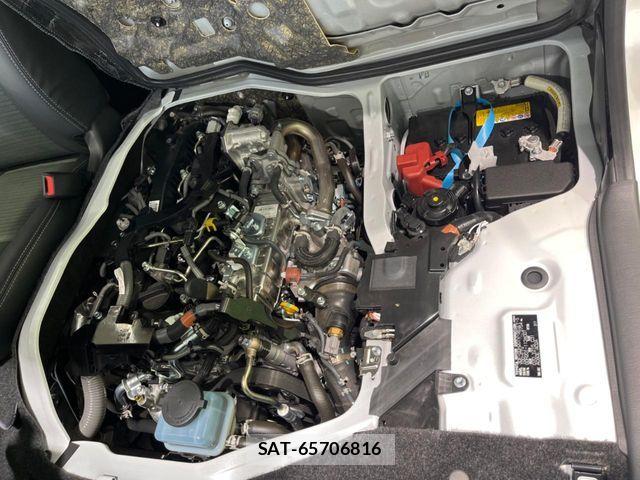 Toyota HIACE VAN 2025-11 6527814-16