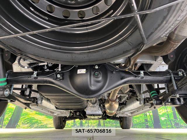 Toyota HIACE VAN 2025-11 6527814-17