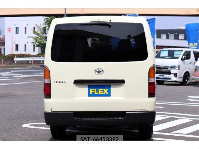 Toyota HIACE VAN 2022-01 6527843-5