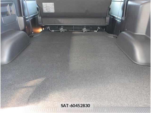 Toyota HIACE VAN 2026-02 6527822-18