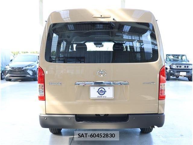 Toyota HIACE VAN 2026-02 6527822-21