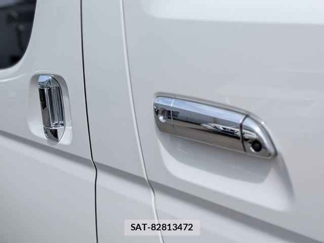 Toyota HIACE VAN 2026-01 6547123-24