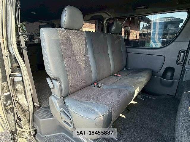 Toyota HIACE VAN 2021-03 6547131-11