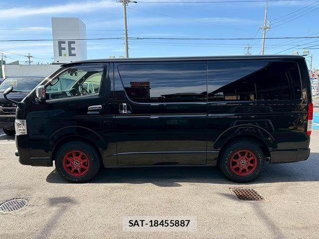 Toyota HIACE VAN 2021-03 6547131-13