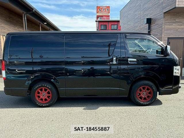 Toyota HIACE VAN 2021-03 6547131-14