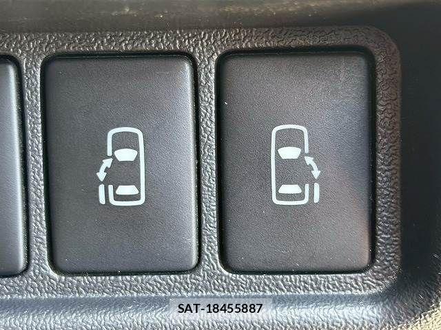 Toyota HIACE VAN 2021-03 6547131-4