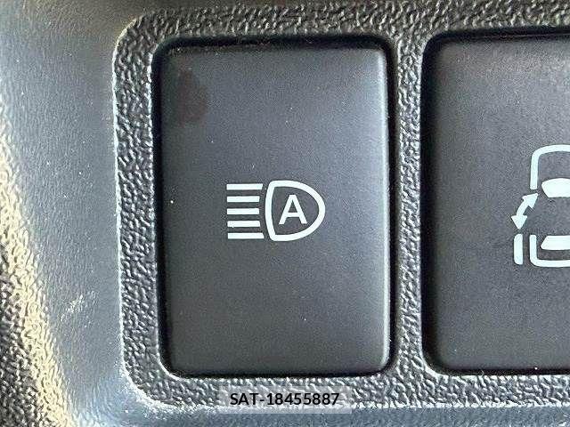 Toyota HIACE VAN 2021-03 6547131-7