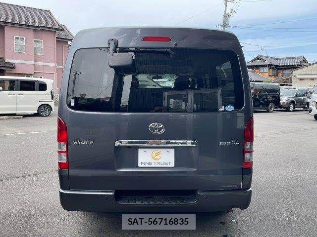 Toyota HIACE VAN 2009-10 6615317-18