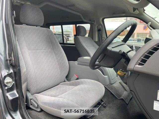 Toyota HIACE VAN 2009-10 6615317-7