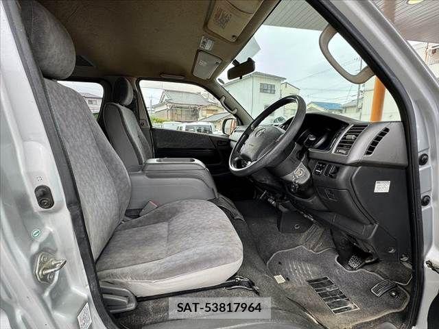 Toyota HIACE VAN 2006-01 6615323-15