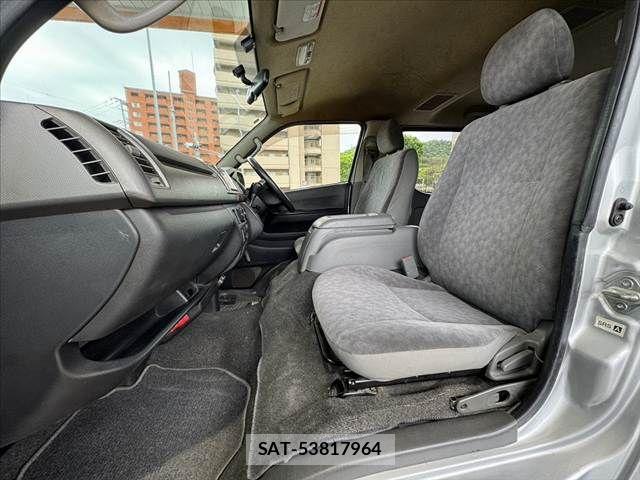 Toyota HIACE VAN 2006-01 6615323-16