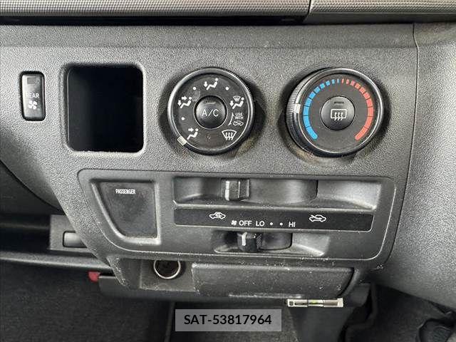 Toyota HIACE VAN 2006-01 6615323-23