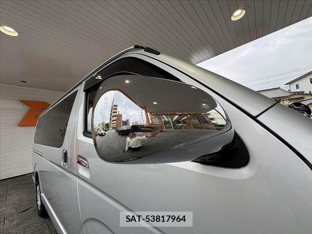 Toyota HIACE VAN 2006-01 6615323-26