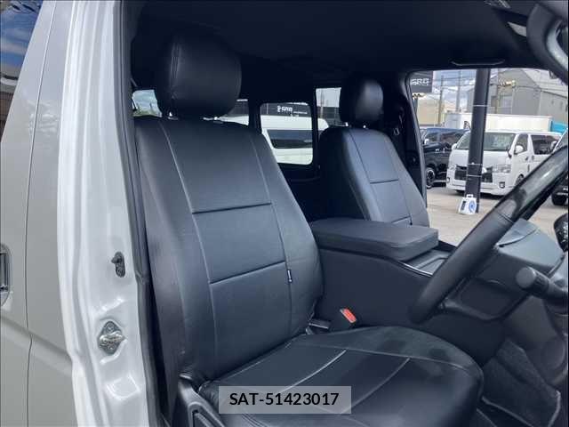 Toyota HIACE VAN 2022-12 6615295-6