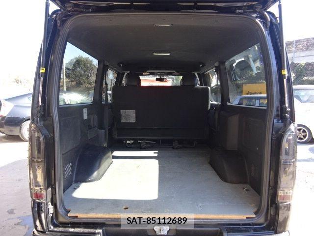 Toyota HIACE VAN 2021-02 6615301-24