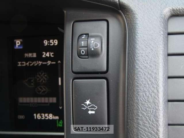 Toyota HIACE VAN 2025-03 6615296-9