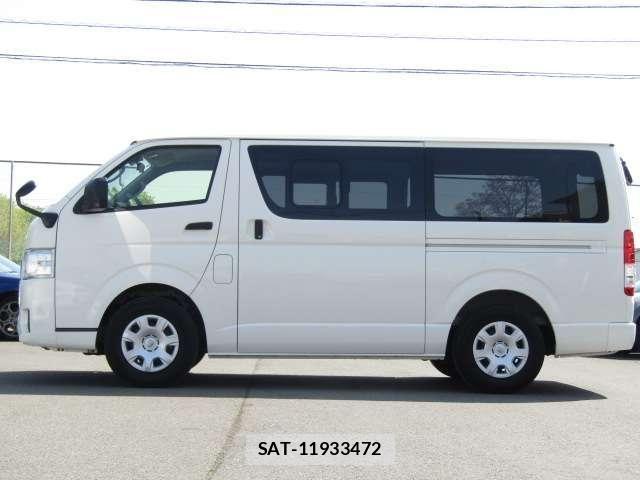 Toyota HIACE VAN 2025-03 6615296-16