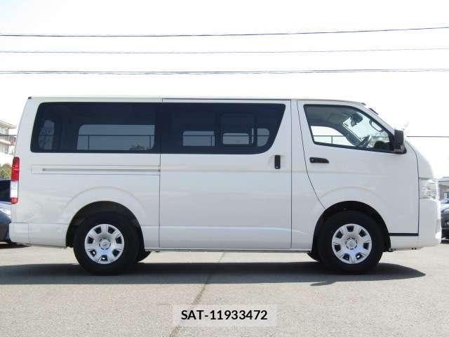 Toyota HIACE VAN 2025-03 6615296-17