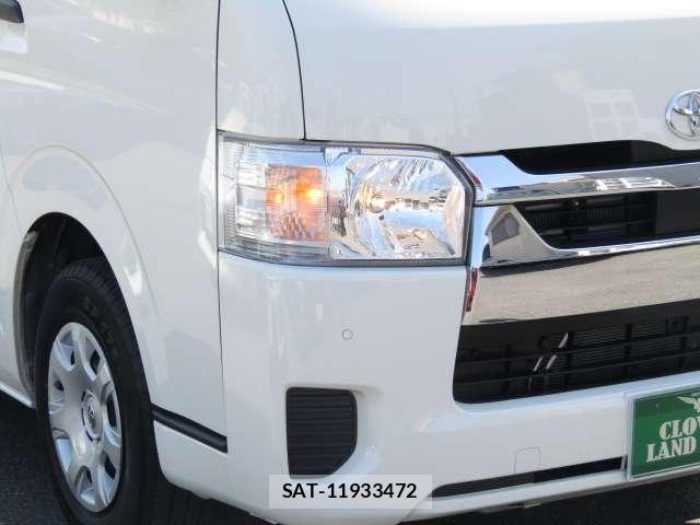 Toyota HIACE VAN 2025-03 6615296-23