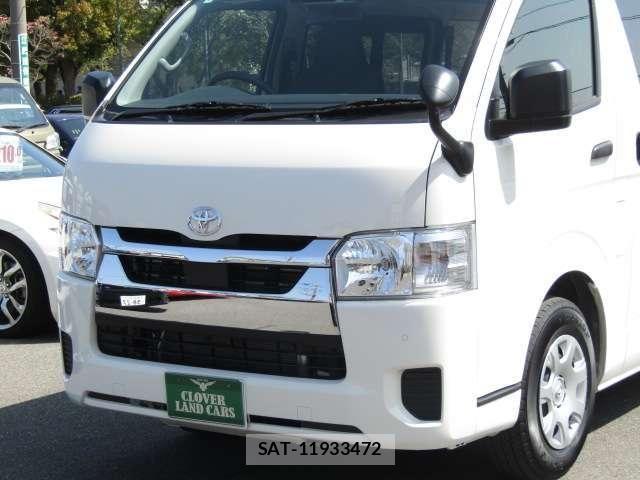 Toyota HIACE VAN 2025-03 6615296-24