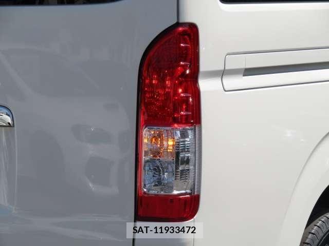 Toyota HIACE VAN 2025-03 6615296-29