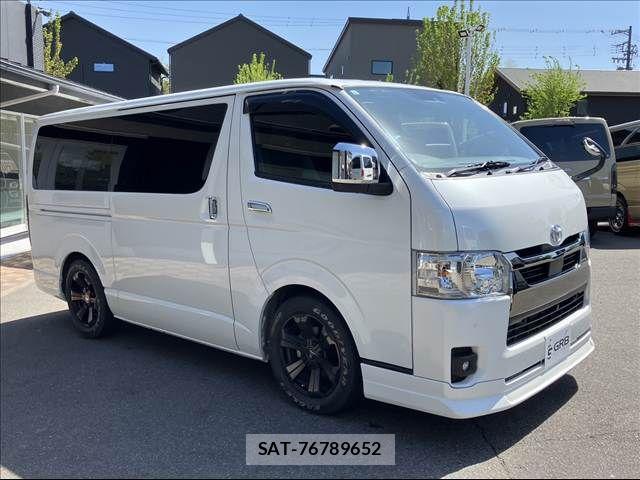Toyota HIACE VAN 2024-04 6615290-10
