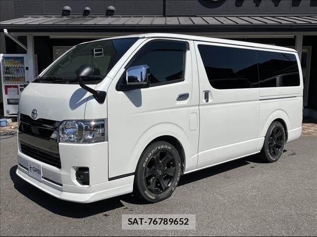 Toyota HIACE VAN 2024-04 6615290-11