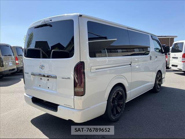 Toyota HIACE VAN 2024-04 6615290-14