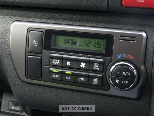 Toyota HIACE VAN 2021-11 6615303-14