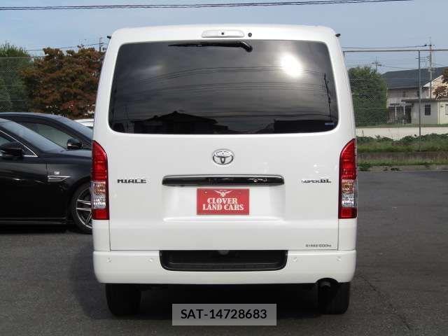 Toyota HIACE VAN 2021-11 6615303-8