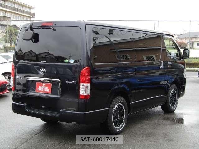 Toyota HIACE VAN 2020-08 6615306-15