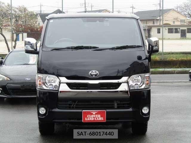 Toyota HIACE VAN 2020-08 6615306-16
