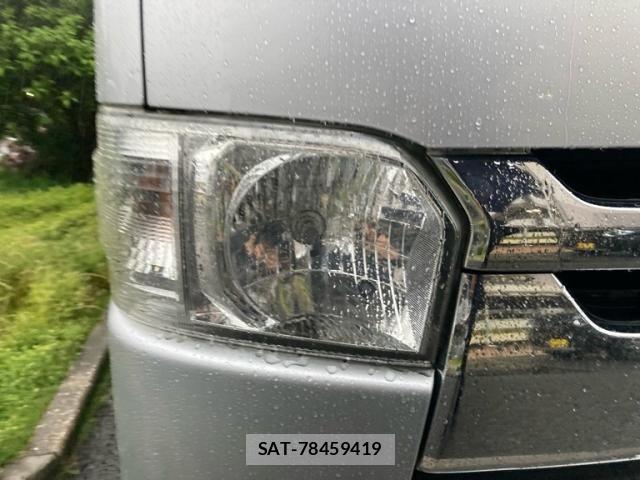 Toyota HIACE VAN 2015-02 6615320-3