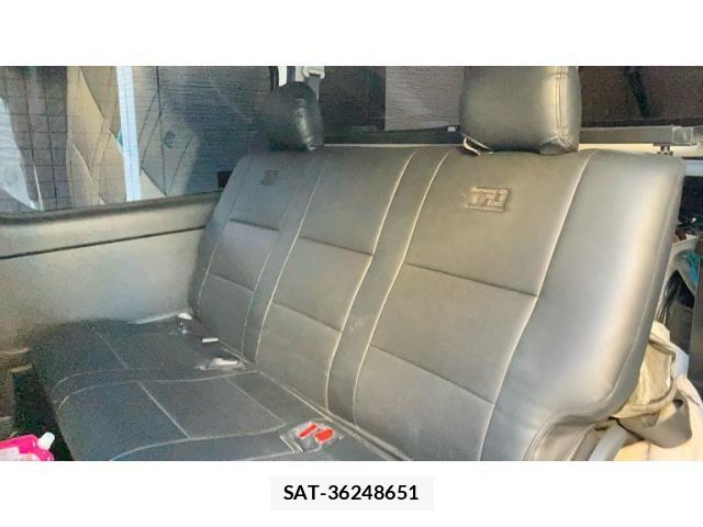 Toyota HIACE VAN 2018-02 6615314-16