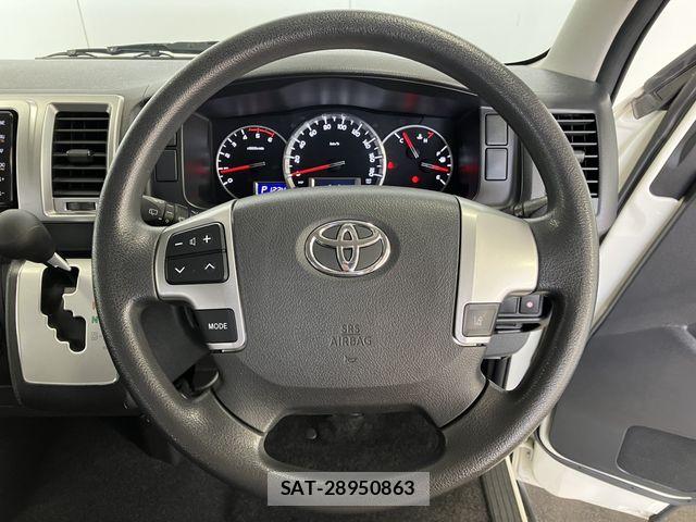 Toyota HIACE VAN 2020-02 6615305-11